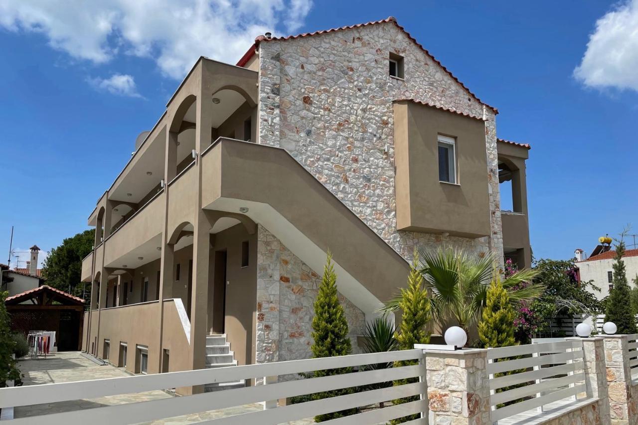 Royals Apartments 2 Nikiti  Exterior foto